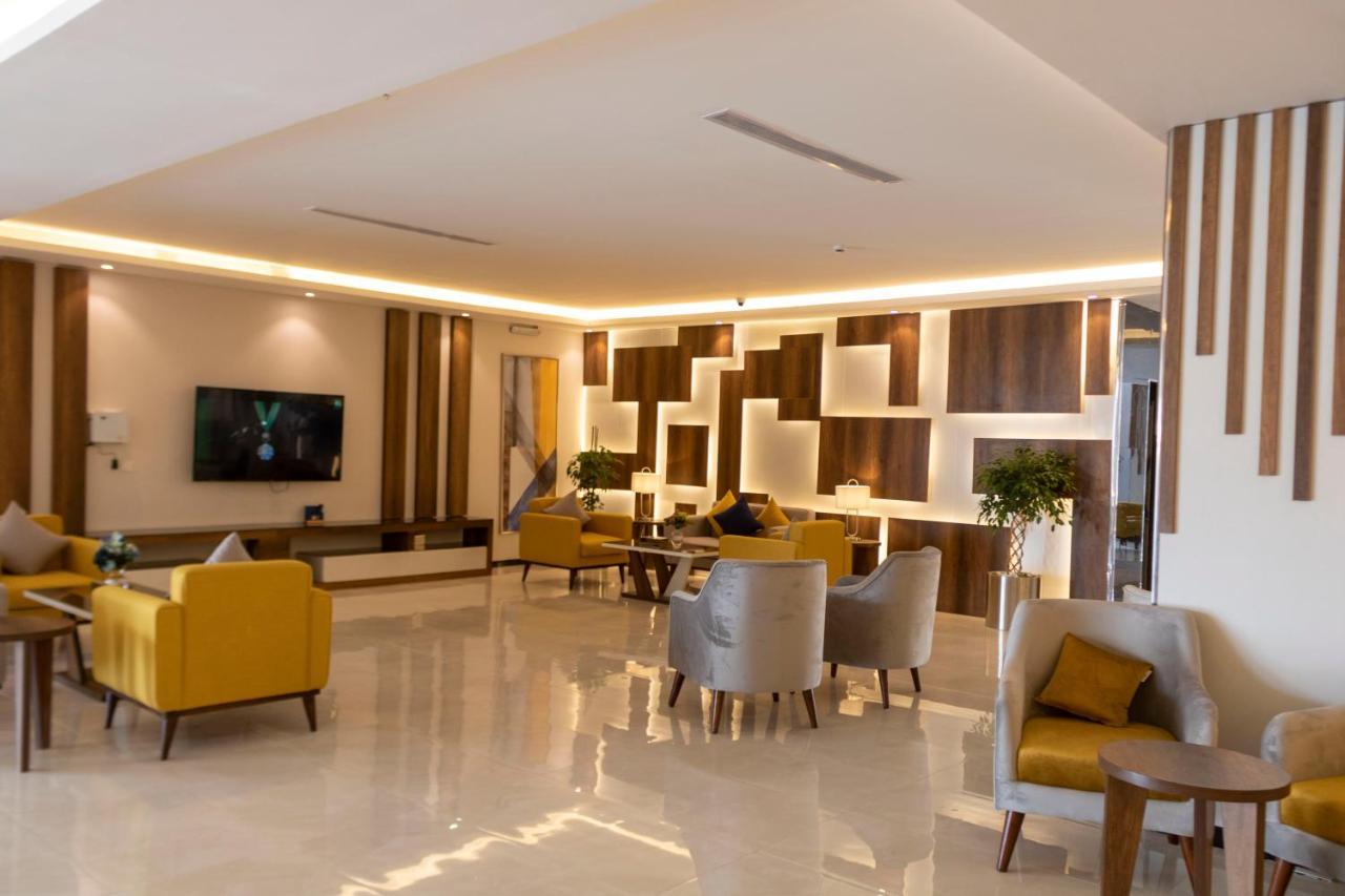 The Palace Hotel Suites Khamis Mushait Exteriör bild