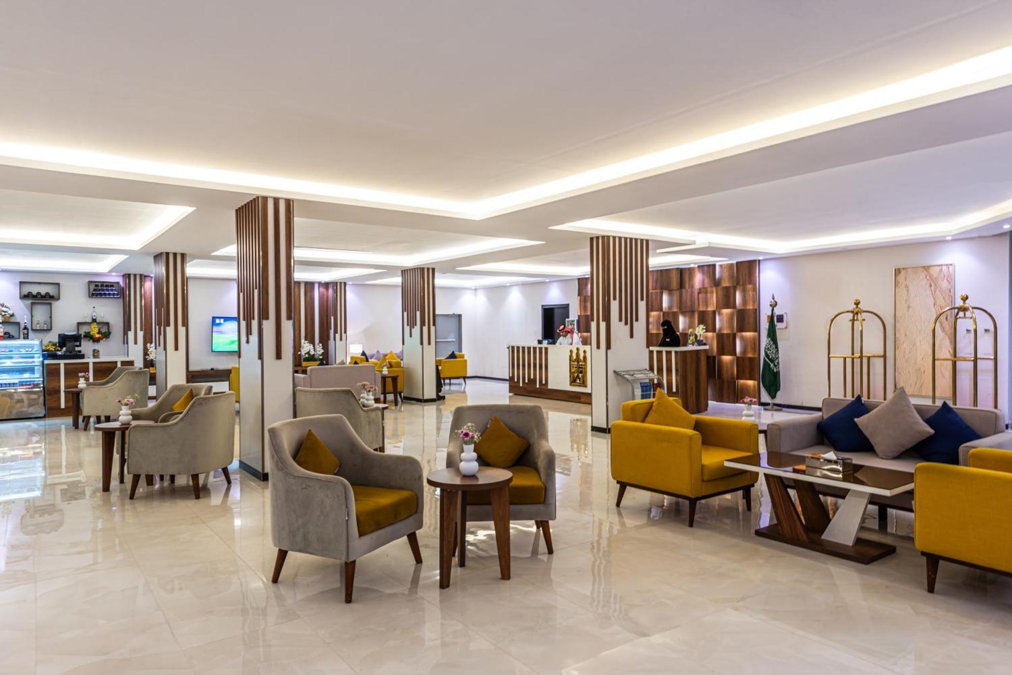 The Palace Hotel Suites Khamis Mushait Exteriör bild