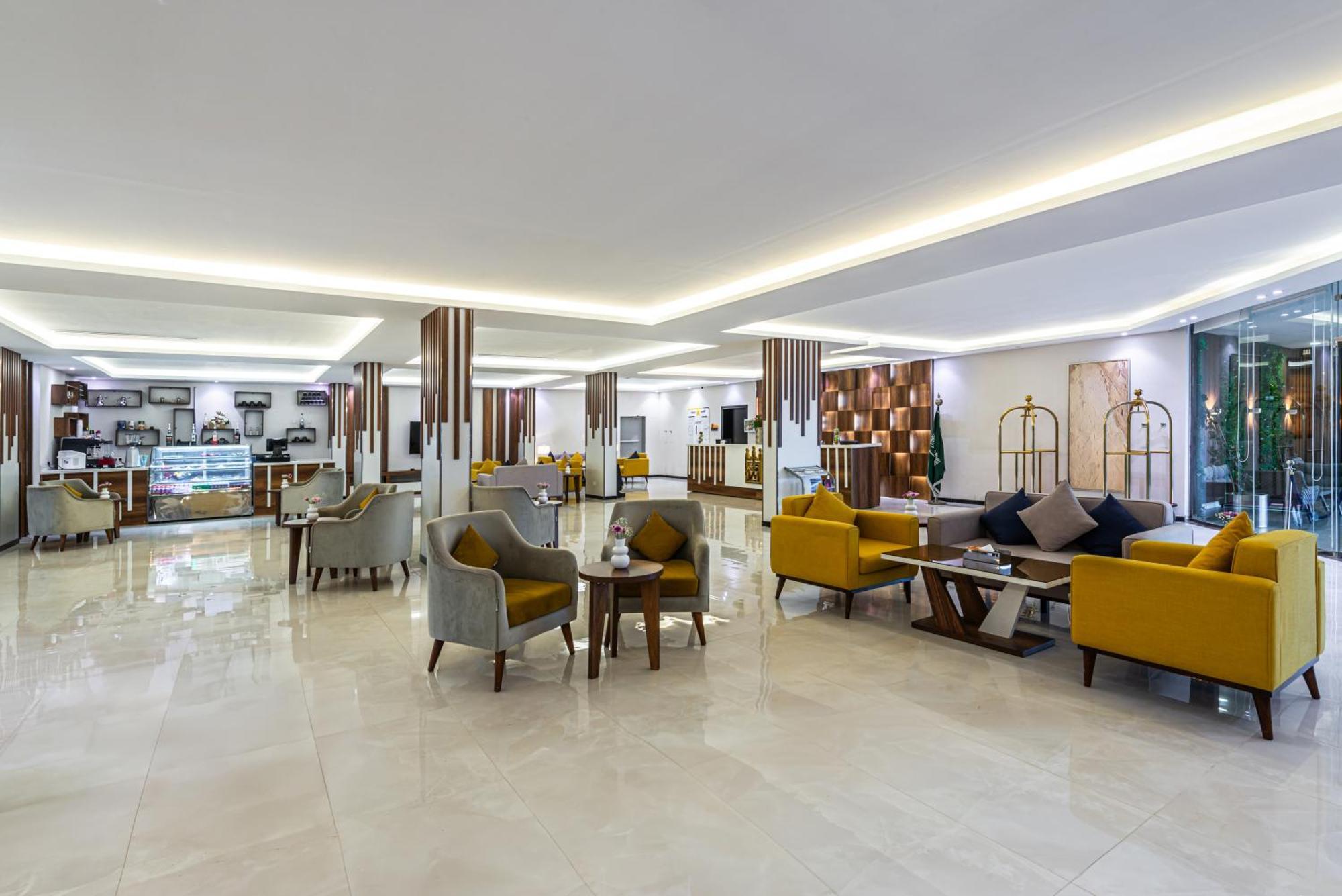 The Palace Hotel Suites Khamis Mushait Exteriör bild